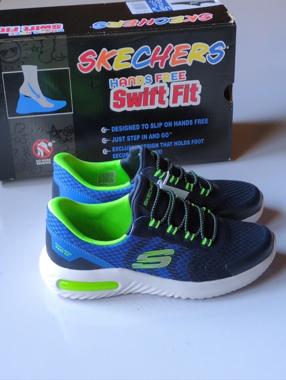 NWT Skechers Boys Sz 3 Hands Free Slip Ins Swift Fit Sneakers Blue Green